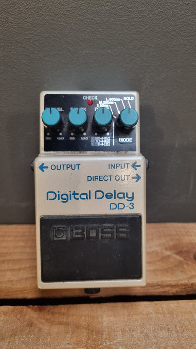 Secondhand Boss DD-3 Digital Delay