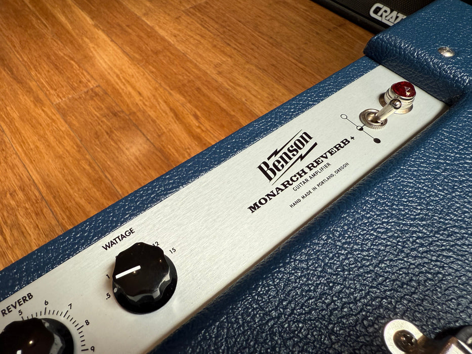 Benson Amps Monarch Reverb Plus Combo - Navy and Wheat