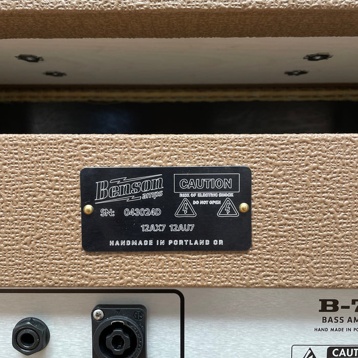 Benson Amps B700 Bass Amp - Tan and Wheat