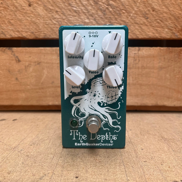 Second hand Earthquaker Devices The Depths
