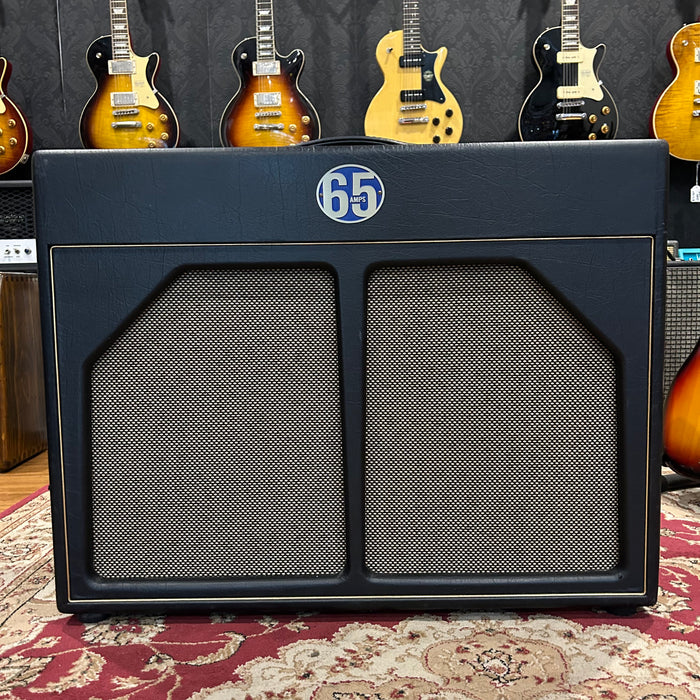 Second Hand 65 Amps 2x12 Guitar Cabinet