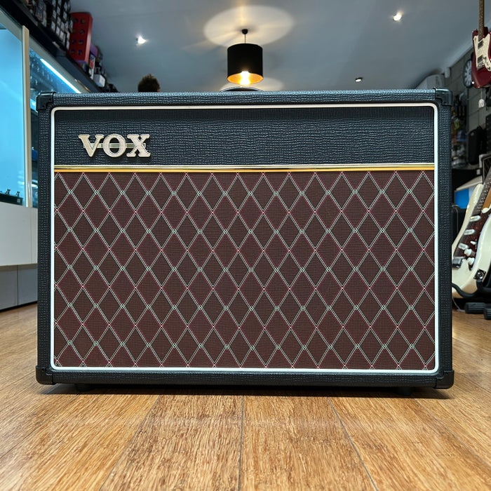 Second Hand VOX AC15C1X - 15 Watt 1x12" Alnico Blue Combo