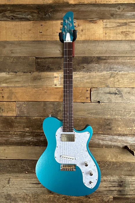 Conway Guitars Leo Cub - Glacier Blue