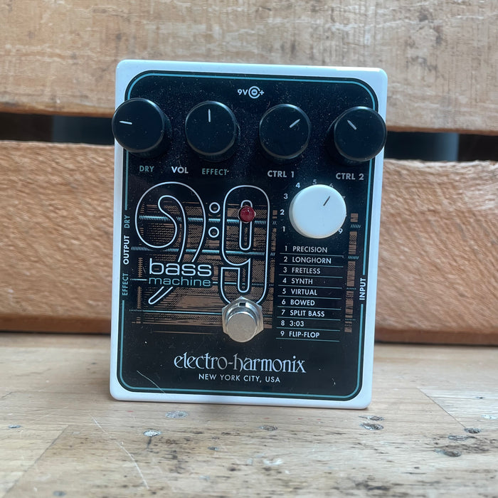 Ian's second hand Electro Harmonix Bass Machine Bass 9
