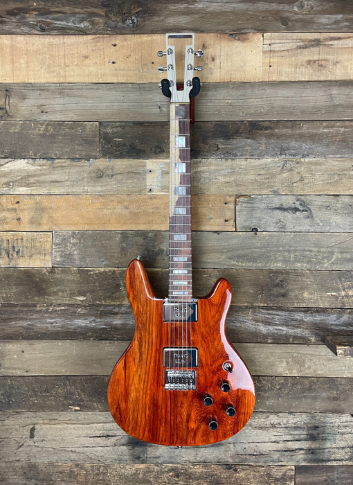 Travis Bean TB5000A