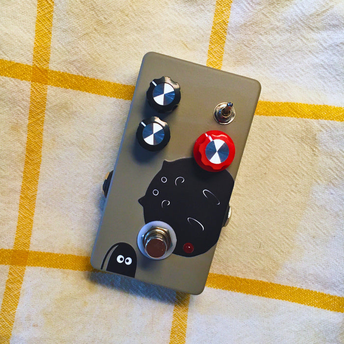 Tonecat Rat Trap V2 with Mr. TONECAT Charm