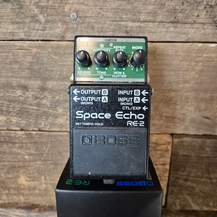 Second Hand Boss Re-2 Space Echo Delay