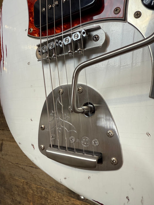 Novo Guitars Serus J Electric Guitar - Olympic White Over Candy Apple Red - Light Distress