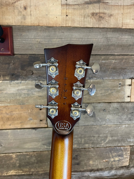 Used Dunable Yeti USA Baritone Custom Shop - Tobacco Burst Swamp Ash w/hardcase