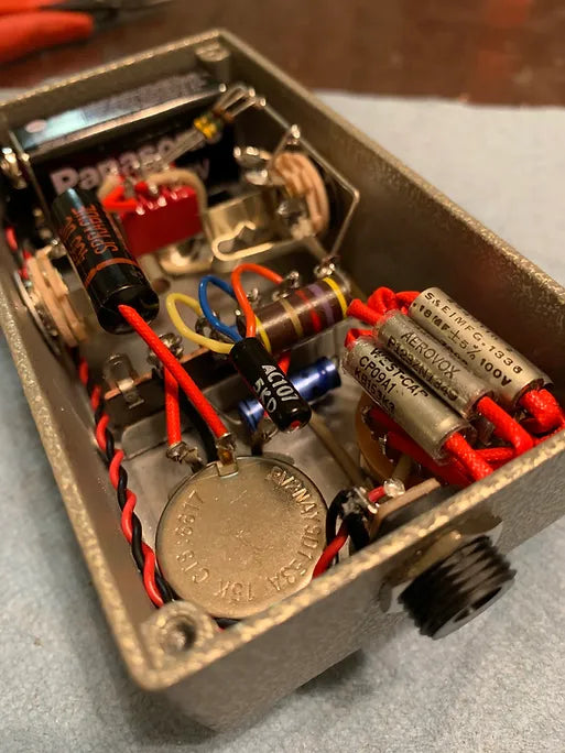 R2R Electric Two Knob Treble Booster (2N281)