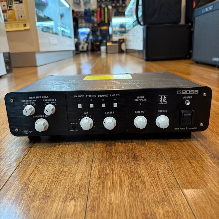 Second Hand Boss WAZA Tube Amp Expander