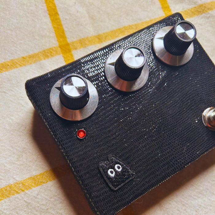 Tonecat BlankSlate Overdrive (Anniversary Black Edition) with Mr. TONECAT Charm
