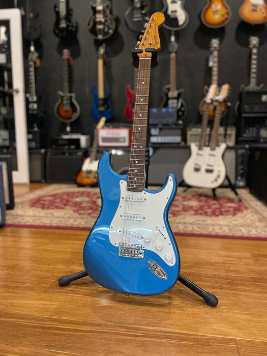 Second Hand Squire Classic Vibe 60’s Stratocaster in Lake Placid Blue!
