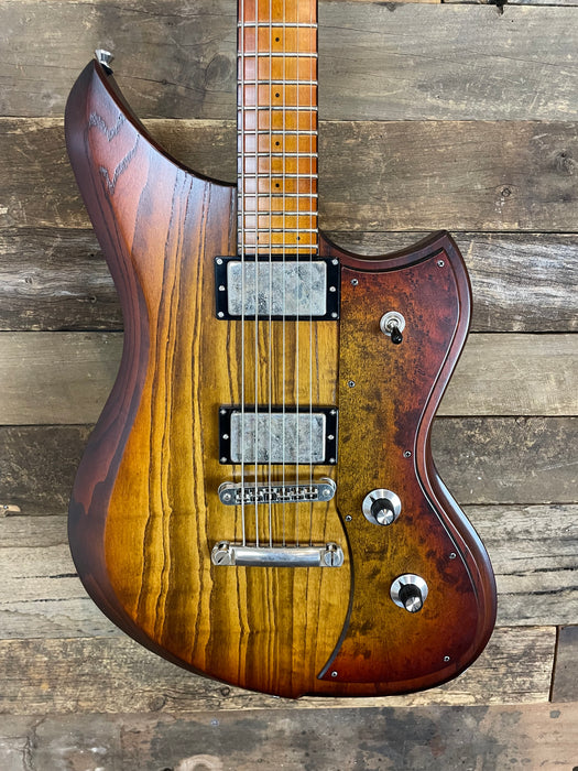 Used Dunable Yeti USA Baritone Custom Shop - Tobacco Burst Swamp Ash w/hardcase