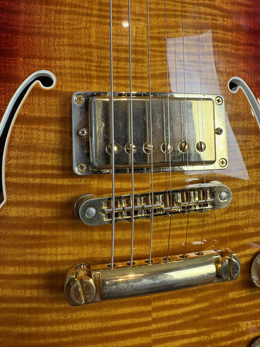 Second Hand Gibson Les Paul Supreme 2014 120th Anniversary in Heritage Cherry Sunburst