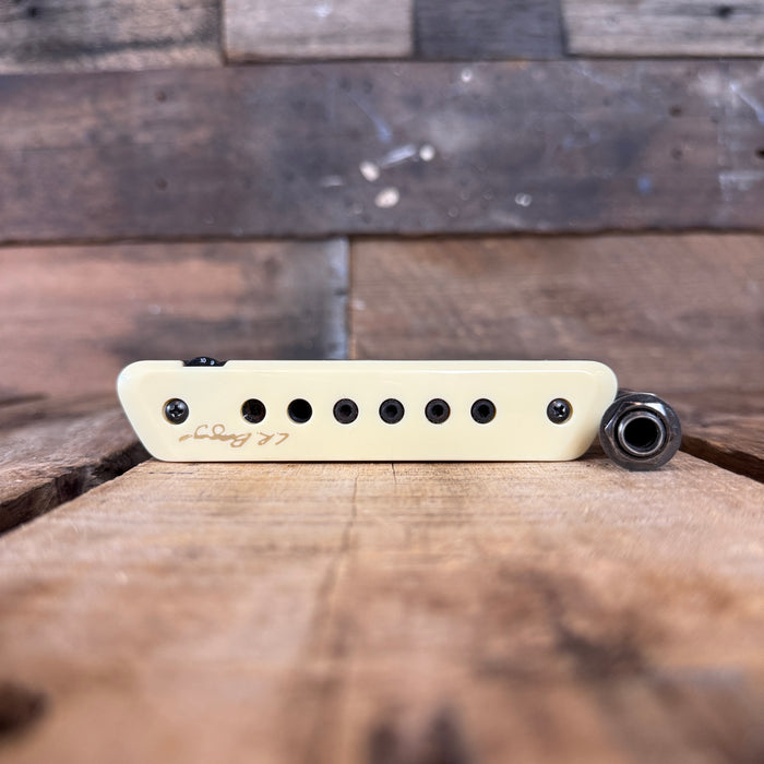 Second Hand LR Baggs M1 Soundhole Body-Sensitive Magnetic Pickup (Active)