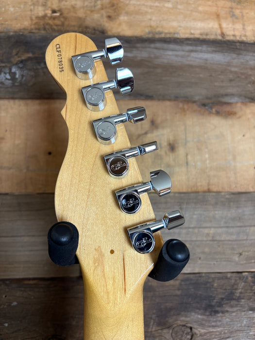 Second Hand G&L ASAT Classic S Clear Orange with MFD pickups USA and Nitro upgrade!
