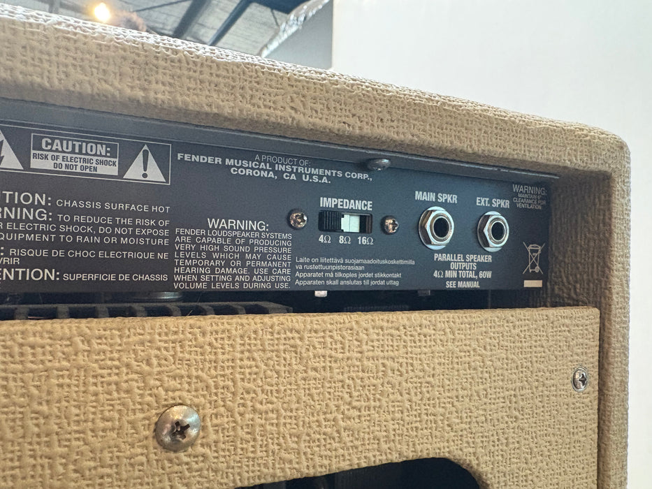 Second Hand Fender Super Sonic Head and cab