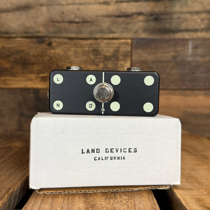 Second Hand Land Devices Domino - Analog Octave