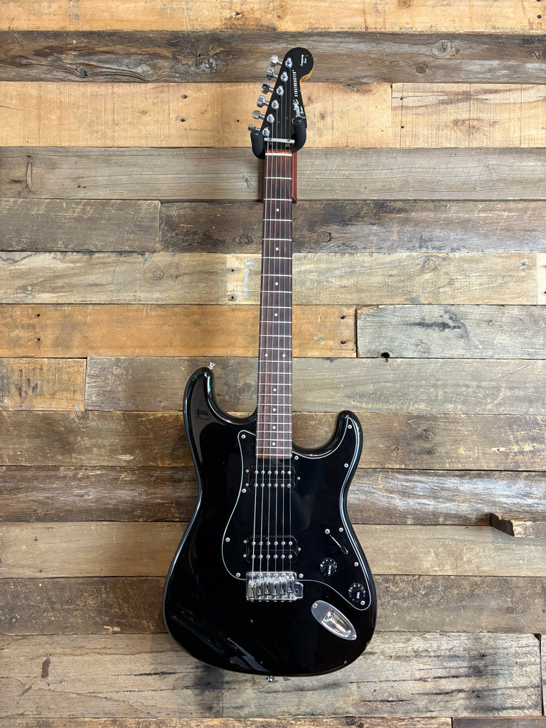 弦交換済み】Squier by Fender Standard 2ハムバッカー 弦交換