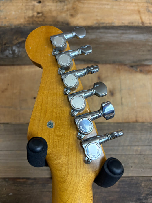 Second Hand Fender Japan Squier ST502 Contemporary Series 1984