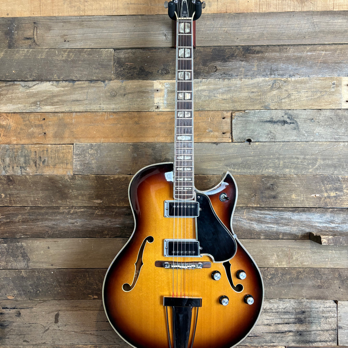 Second Hand Yamaha AE-11 Sunburst original 1970's MIJ