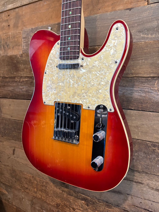 Second Hand USA Fender American Deluxe Telecaster Cherry Burst