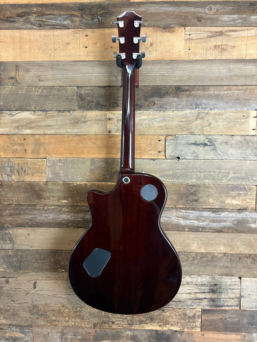 Second Hand Taylor 2015 USA T3/B Semi-hollow Sunburst