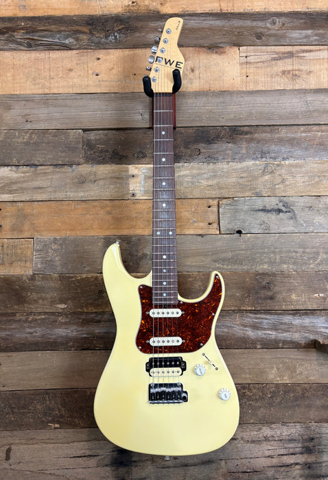 Second Hand PWE Future 6 Super Strat (Hand built in Canada by Ted Stevenson)