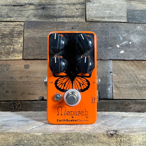 Second Hand Earthquaker Devices Monarch — Pedal Empire Second Hand Earthquaker Devices Monarch — Pedal Empire