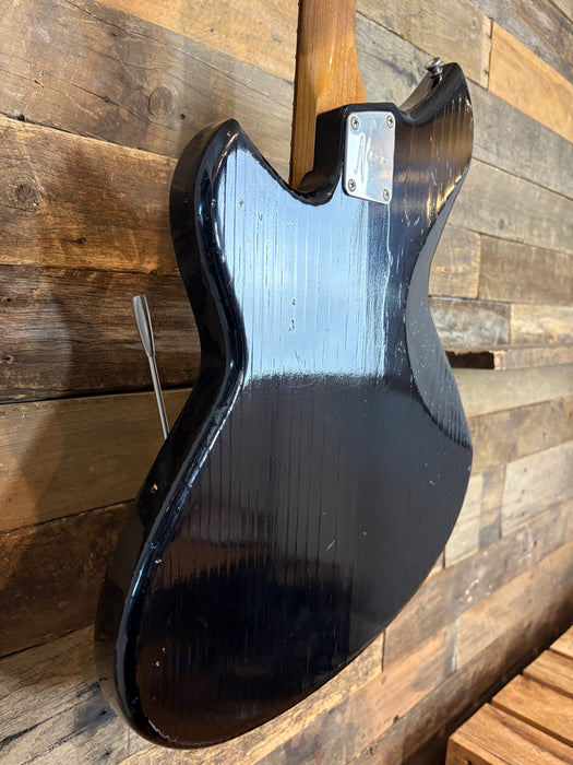 Novo Guitars Serus J Electric Guitar - Bull Black- Light Distress - Tortoise Guard