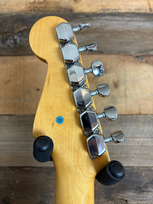 Second Hand 1984 MIJ Squier Fender Standard 60's Reissue - SST-30S Stratocaster "JV serial"