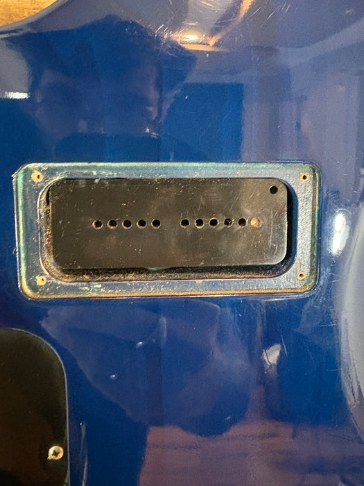 Second Hand 1998 Gibson Limited Edition BluesHawk with Maestro Tremolo