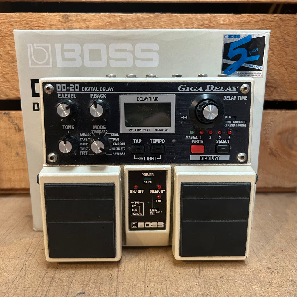 Second Hand Boss DD-20 Giga Delay — Pedal Empire Second Hand Boss DD-20 Giga Delay — Pedal Empire