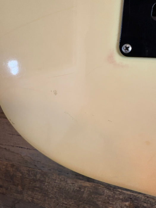 Second Hand 1979 Fender Stratocaster Olympic White USA w/Hard Case