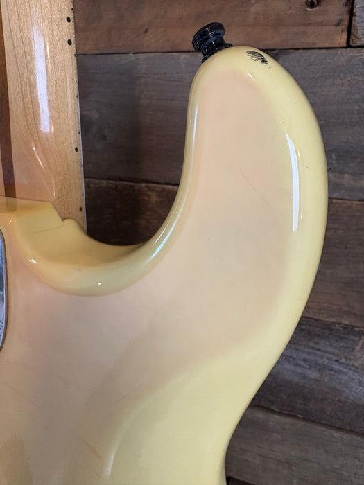 Second Hand 1979 Fender Stratocaster Olympic White USA w/Hard Case