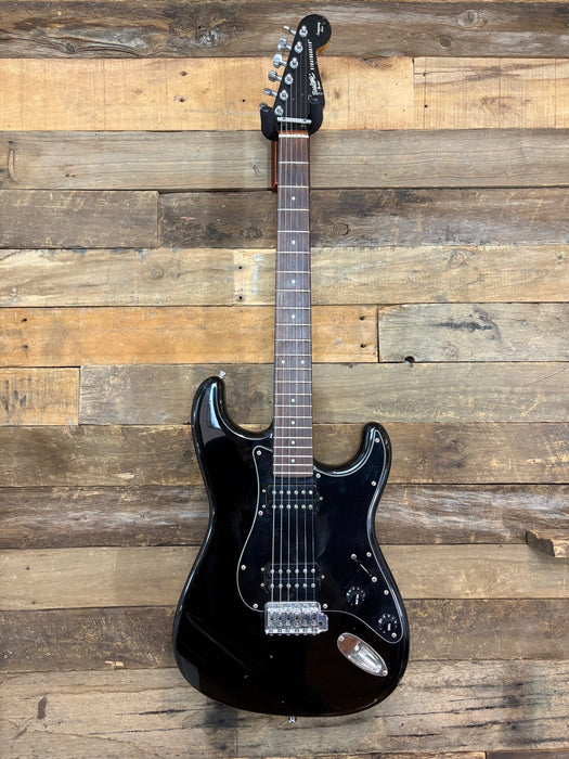 Second Hand Fender Squier ST502 Contemporary Series JV Stratocaster 1984 - Black