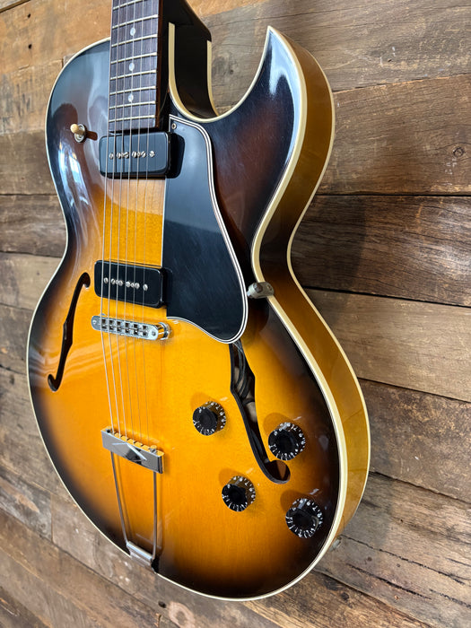 Second Hand 2001 Gibson ES-135 P-100 Tobacco Sunburst, w/OHC