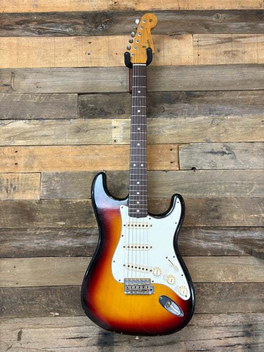 Second Hand 2003 Fender Custom Shop 1960 NOS Stratocaster Relic, Sunburst w/Hardcase