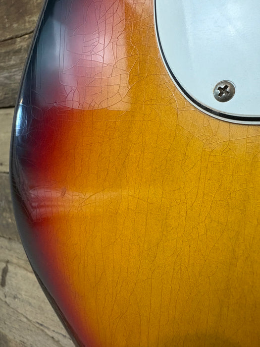 Second Hand 2003 Fender Custom Shop 1960 NOS Stratocaster Relic, Sunburst w/Hardcase