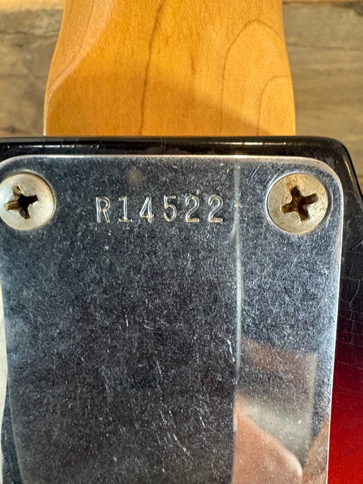 Second Hand 2003 Fender Custom Shop 1960 NOS Stratocaster Relic, Sunburst w/Hardcase