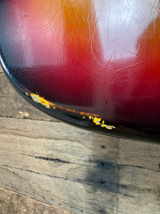 Second Hand 2003 Fender Custom Shop 1960 NOS Stratocaster Relic, Sunburst w/Hardcase