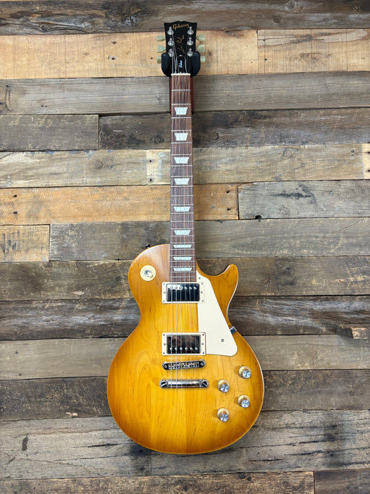 Second Hand 2018 Gibson Les Paul Studio Tribute T, Satin Honey Burst w/OSC