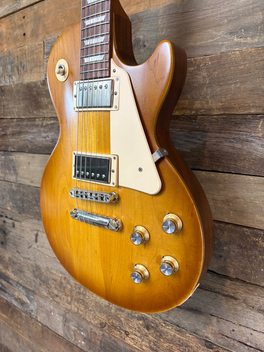 Second Hand 2018 Gibson Les Paul Studio Tribute T, Satin Honey Burst w/OSC