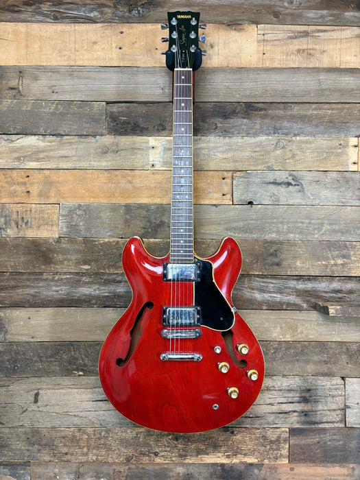 Second Hand 1980's Yamaha SA-700 Persimmon Red w/Hard Case