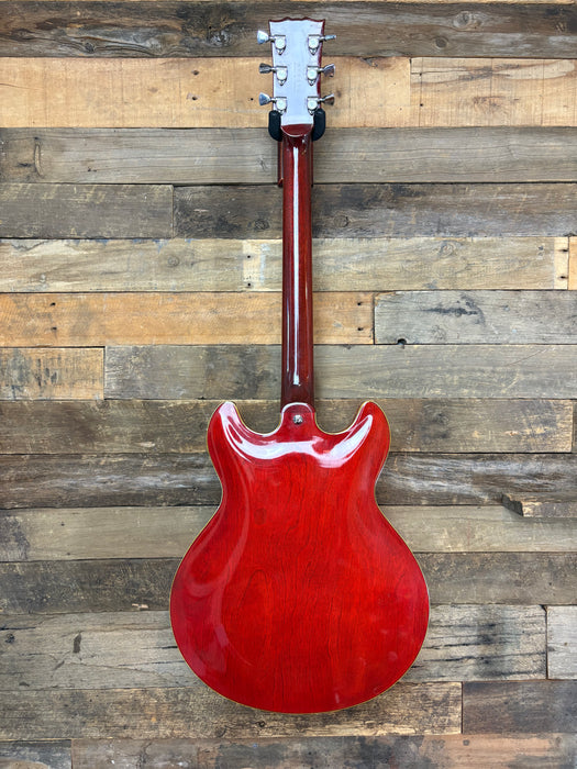 Second Hand 1980's Yamaha SA-700 Persimmon Red w/Hard Case