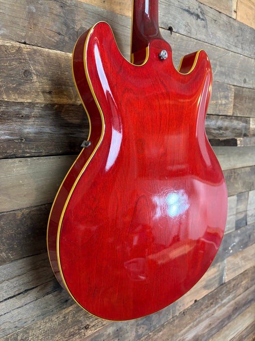 Second Hand 1980's Yamaha SA-700 Persimmon Red w/Hard Case