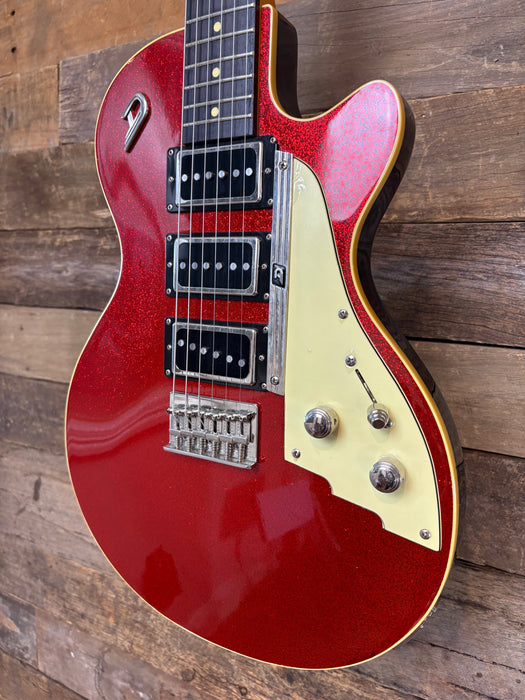 Second Hand Duesenberg V-Caster, Sparkle Red with OHSC