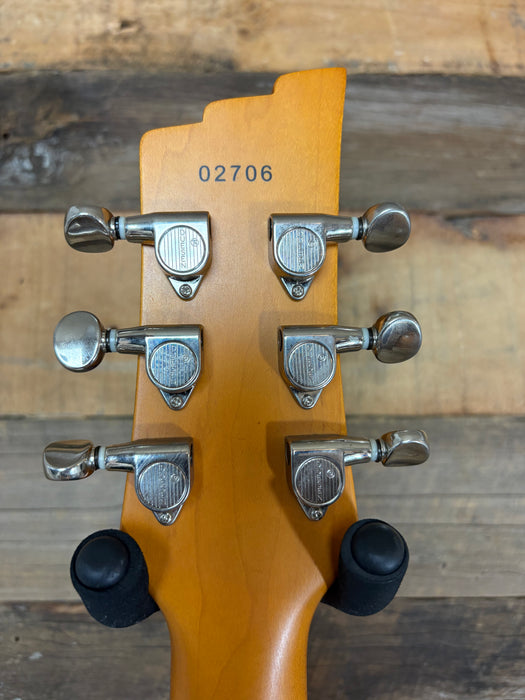 Second Hand Duesenberg V-Caster, Sparkle Red with OHSC