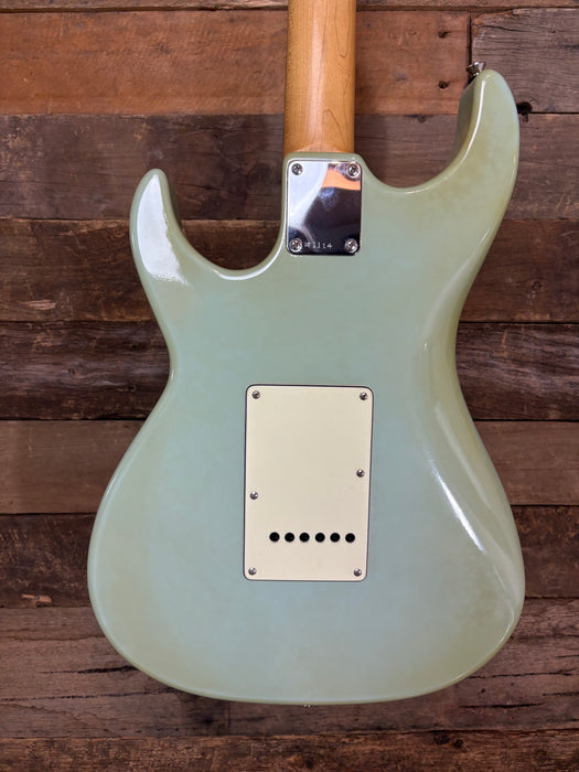 Second Hand Don Grosh USA Retro Classic Sea form Green w/case